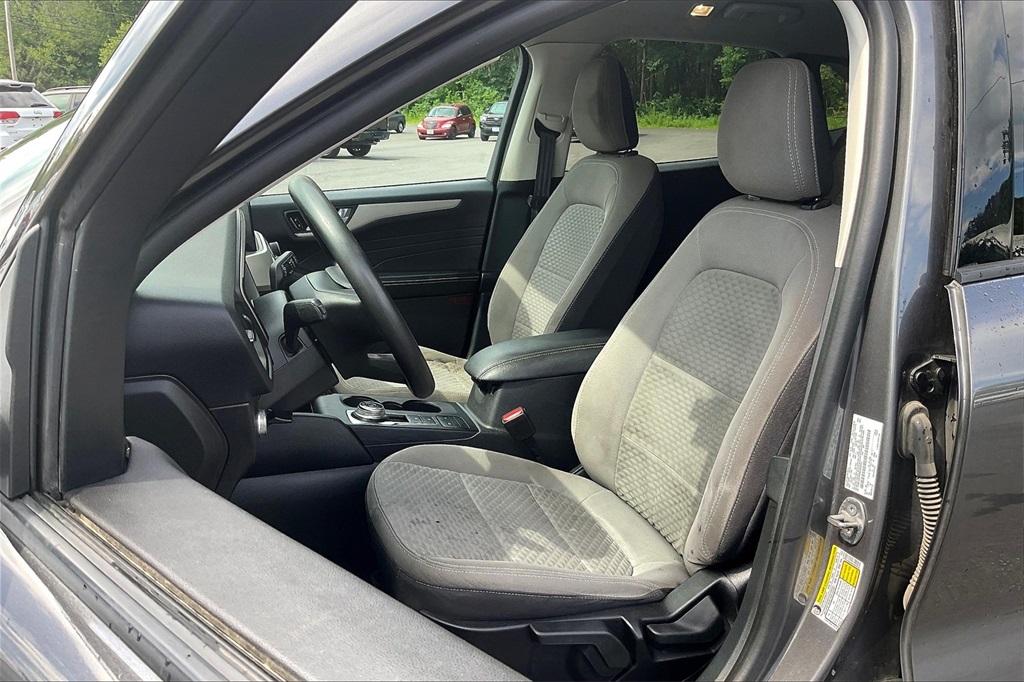 2021 Ford Escape SE photo 10