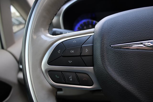 2019 Chrysler Pacifica Limited photo 10