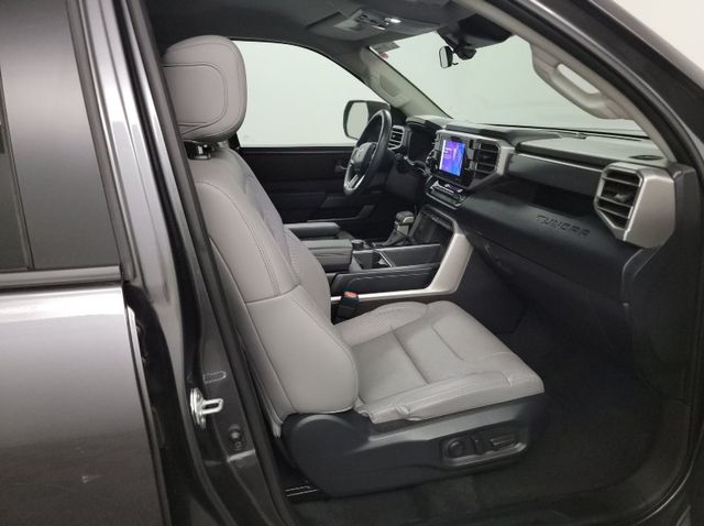 2024 Toyota Tundra SR5 photo 13