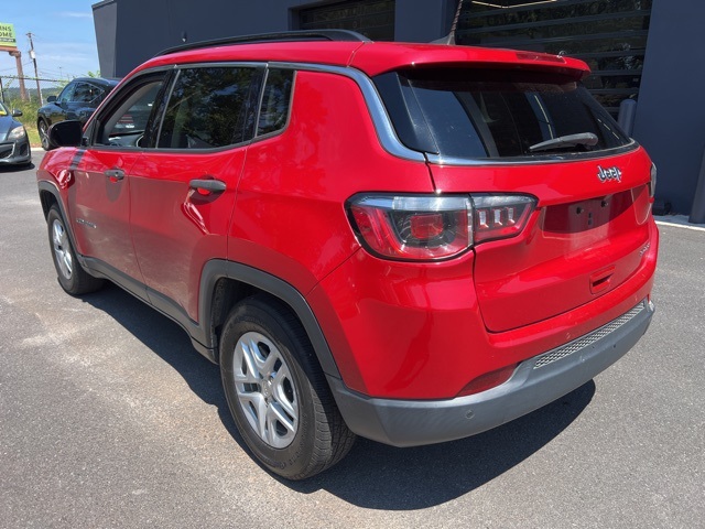 2020 Jeep Compass Sport photo 2