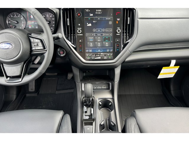 2025 Subaru Ascent Onyx Edition Touring photo 40
