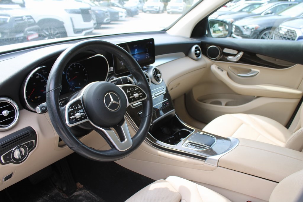 2022 Mercedes Benz GLC 300 photo 23