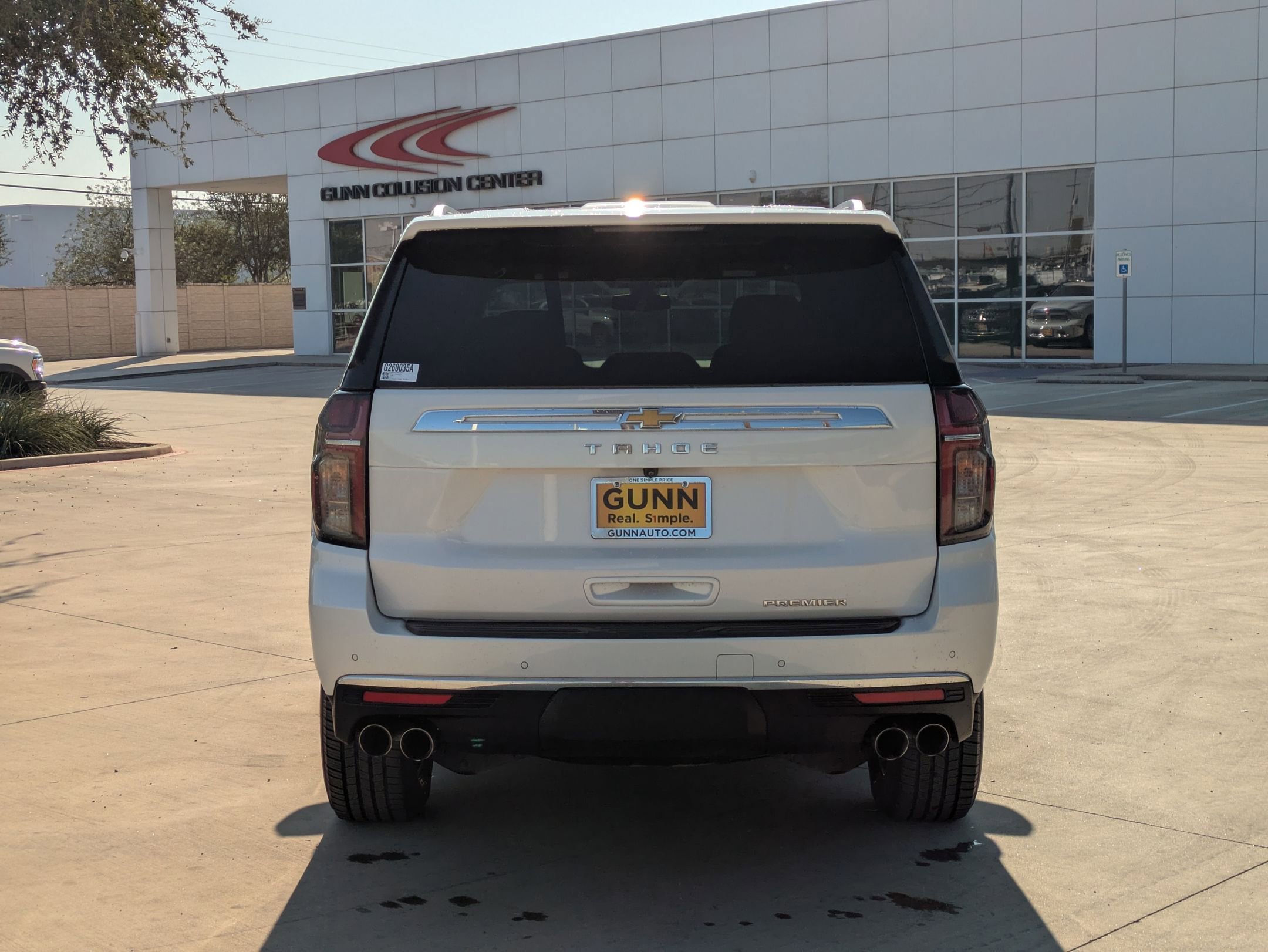 2022 Chevrolet Tahoe Premier photo 4