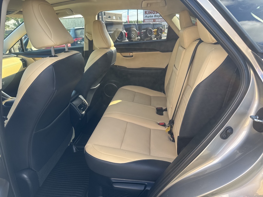 2020 Lexus NX 300 photo 16