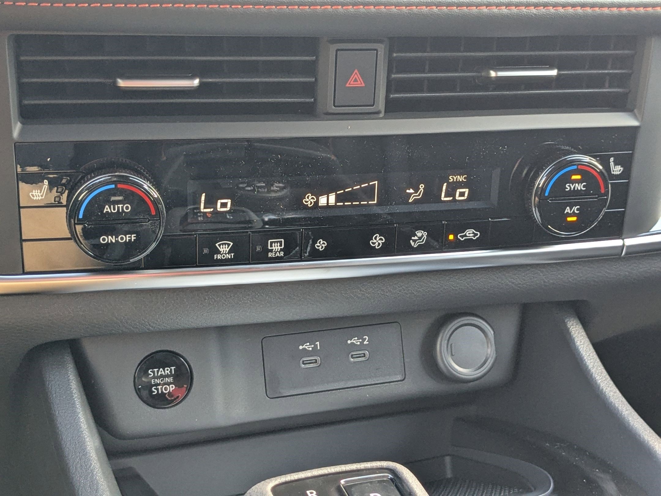 2026 Nissan Rogue SV photo 11