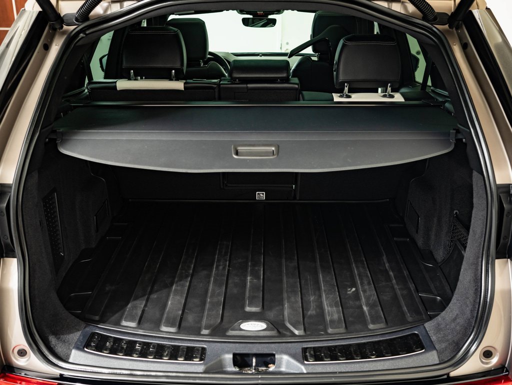 2023 Land Rover Discovery Sport S R-Dynamic photo 17