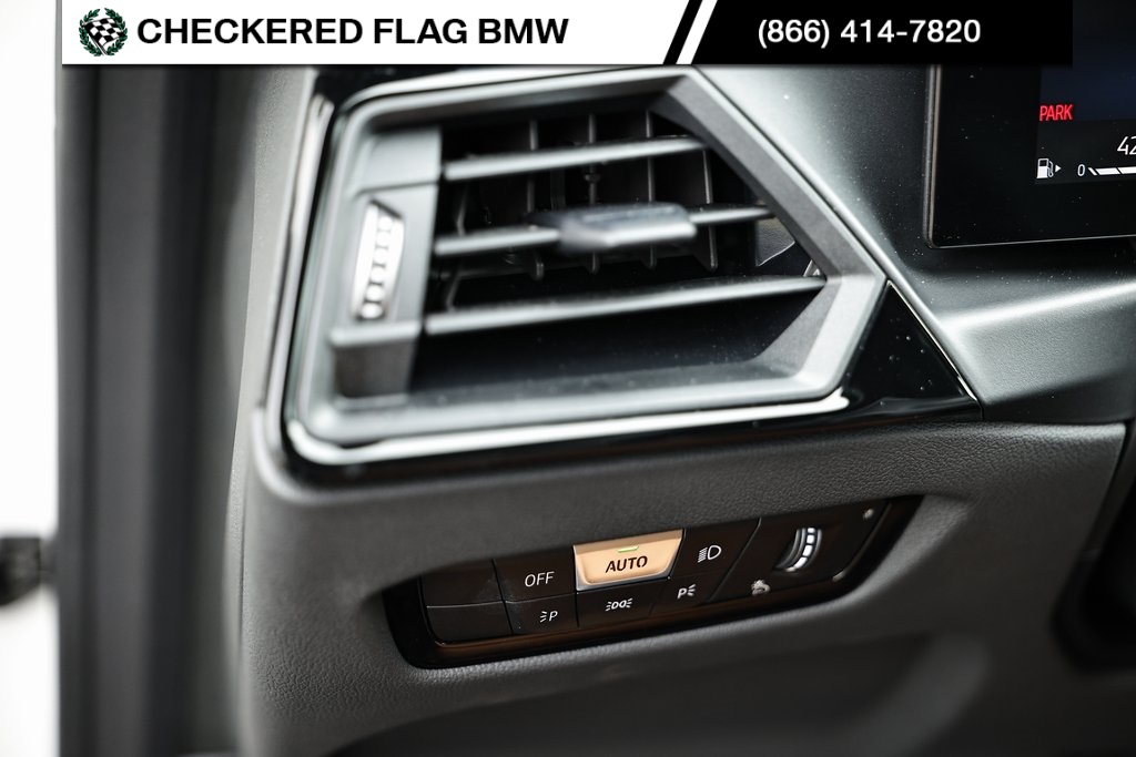 2023 Bmw 230i xDrive photo 18
