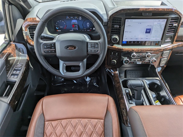 2025 Ford F-150 XLT photo 15