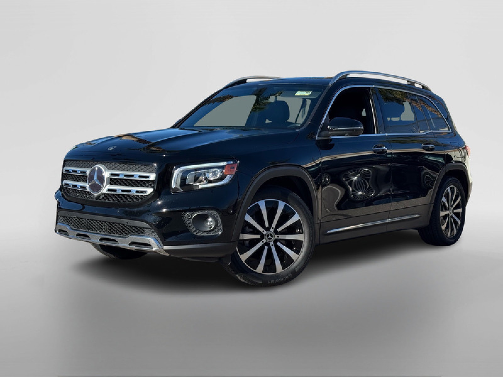 2022 Mercedes-Benz GLB Base's photo