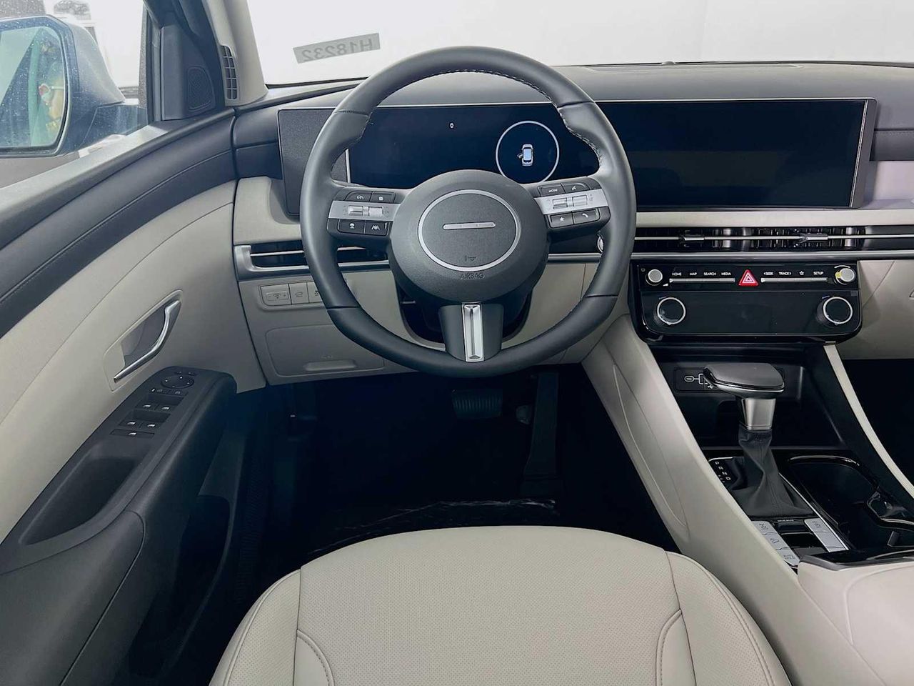 2025 Hyundai Tucson SEL Convenience photo 16