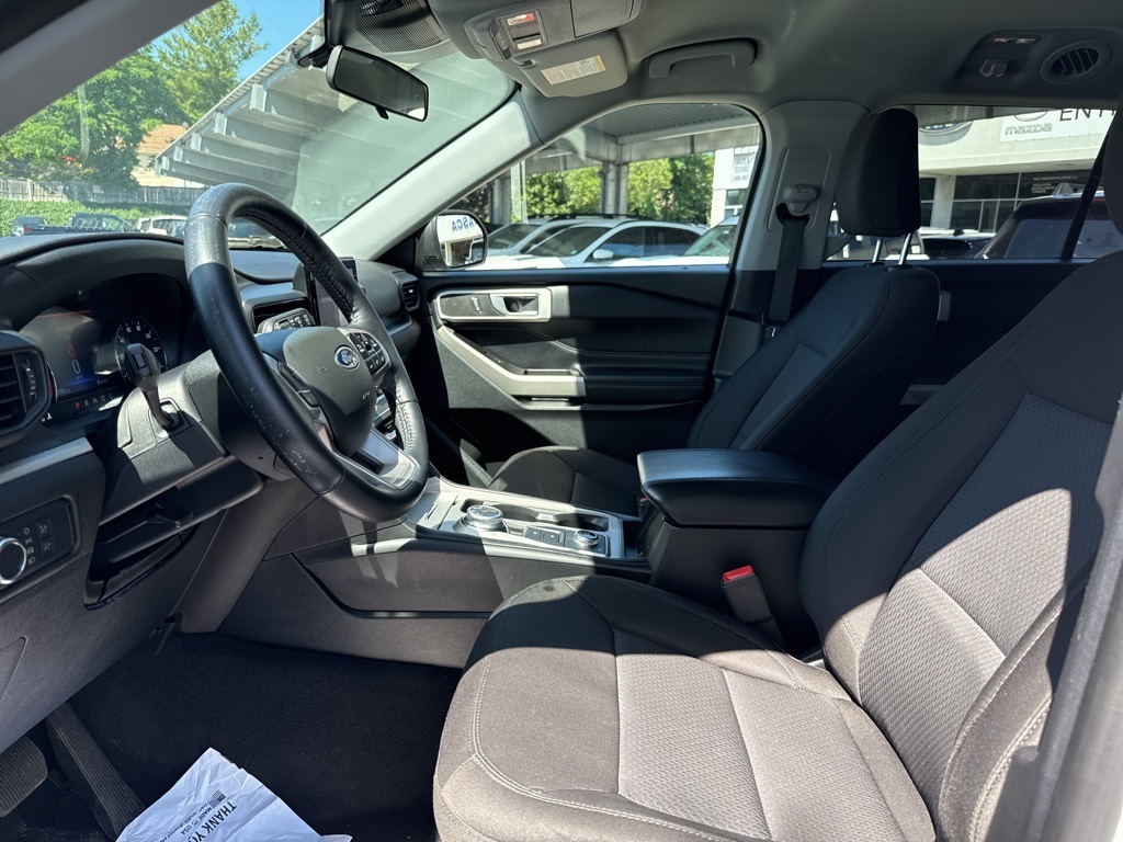 2022 Ford Explorer XLT photo 17