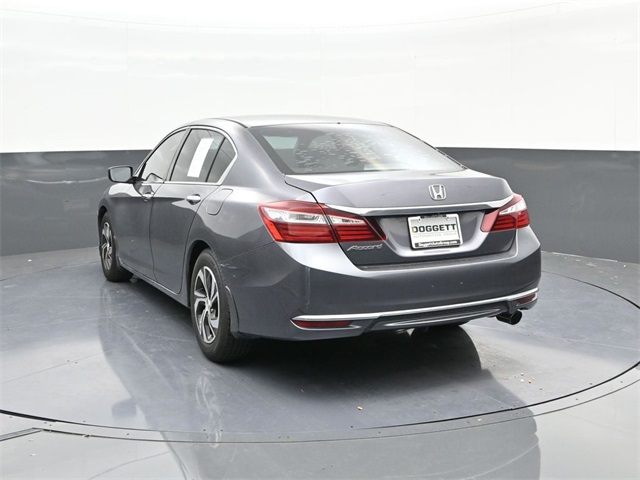 2016 Honda Accord LX photo 4
