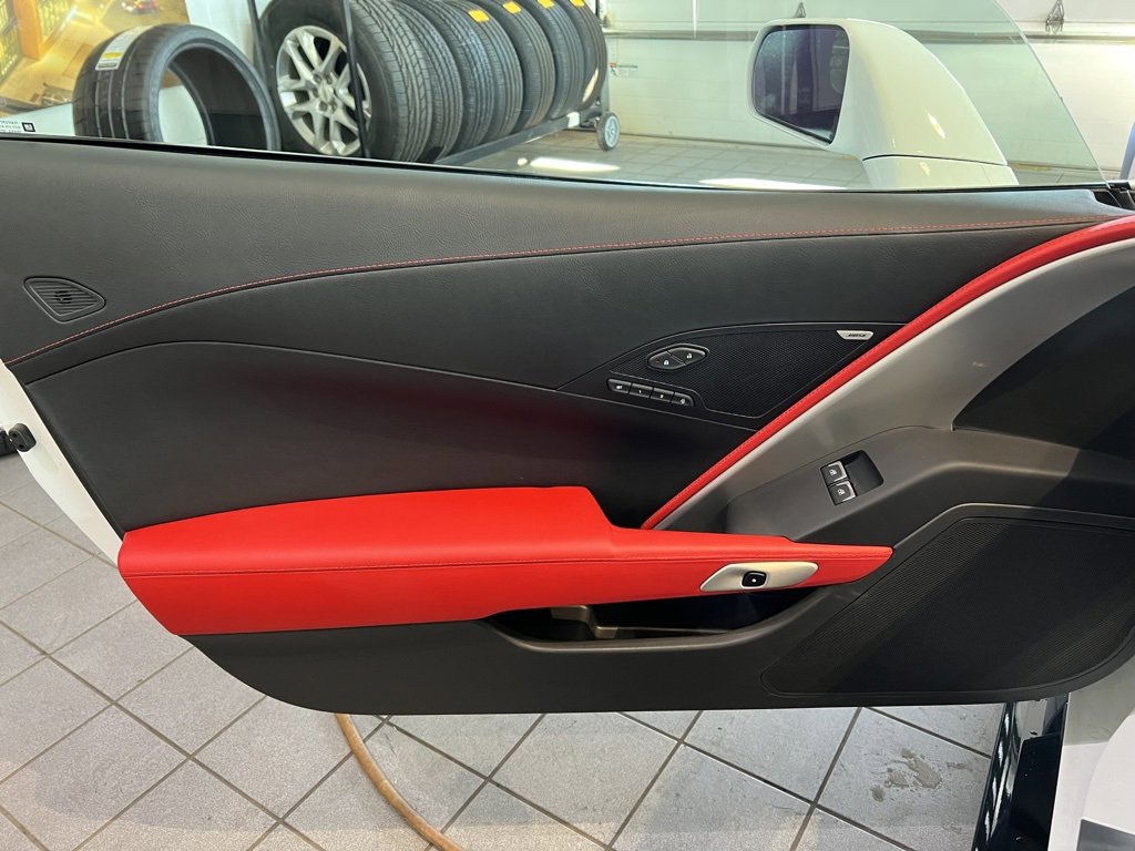 2017 Chevrolet Corvette Z06 2LZ Convertible photo 10