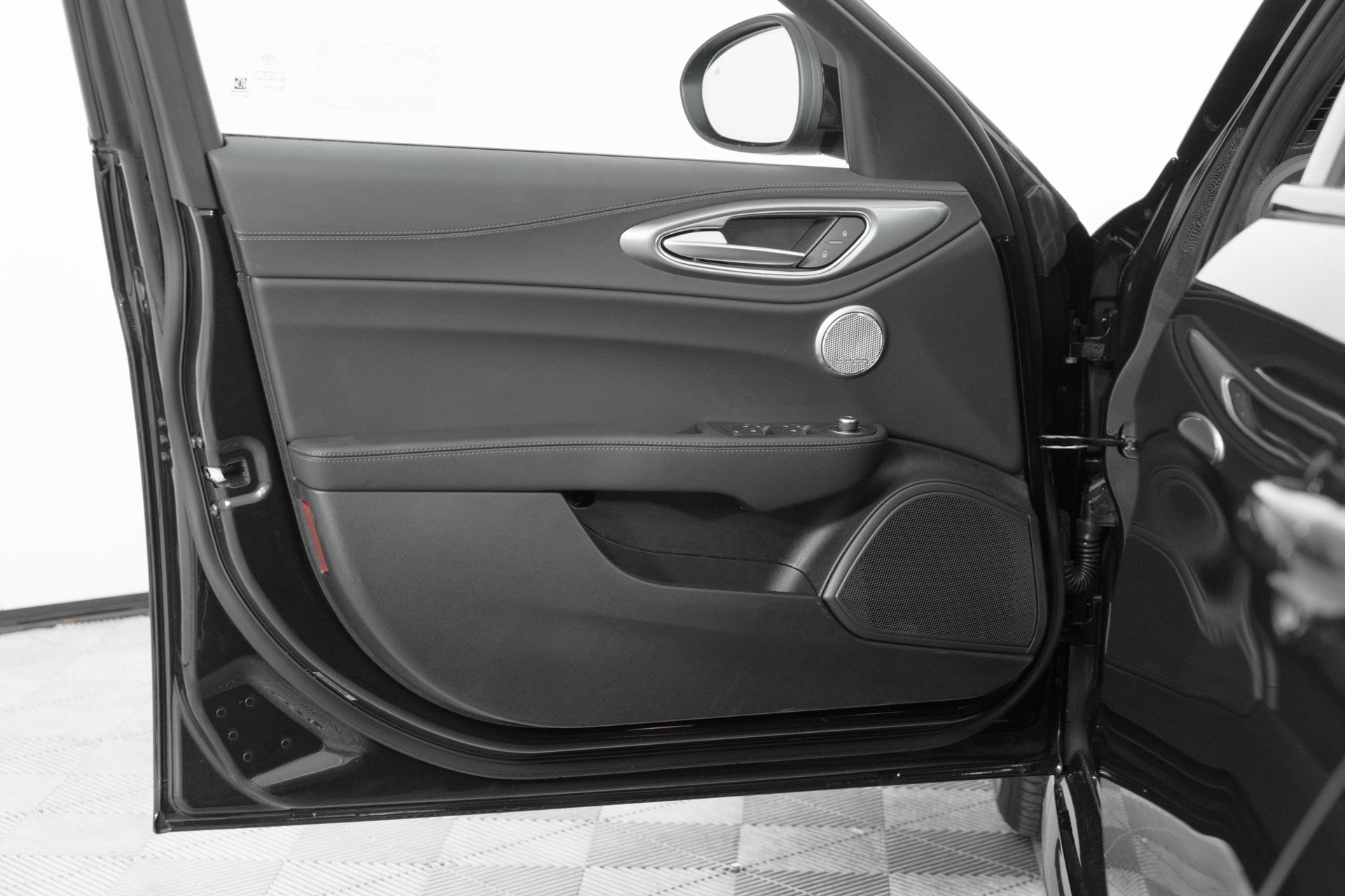 2025 Alfa Romeo Giulia SPRINT photo 14