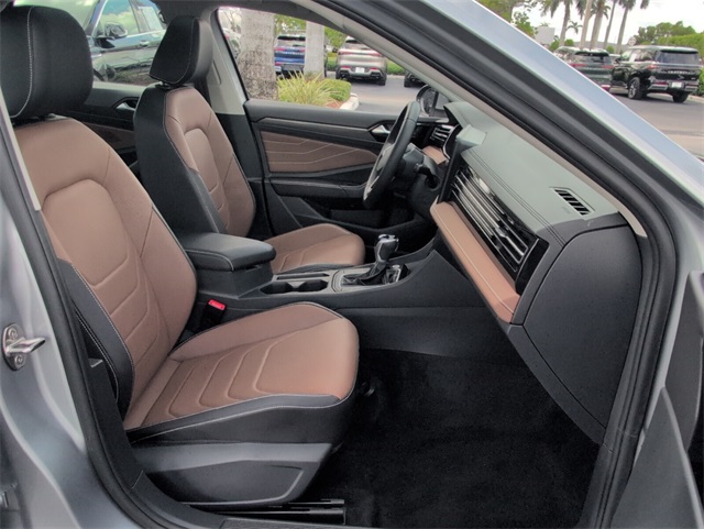 2025 Volkswagen Jetta 1.5T SEL photo 15