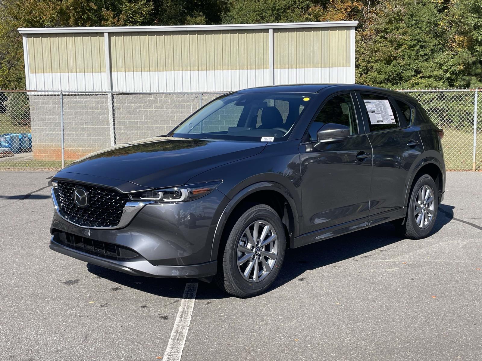 2025 Mazda CX-5 2.5 Select photo 3