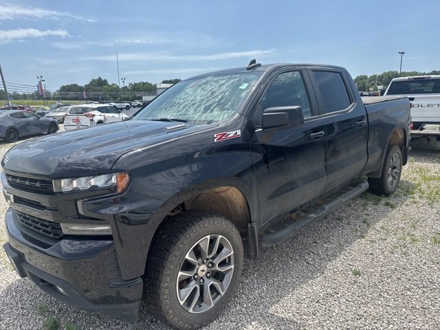 2020 Chevrolet Silverado 1500 RST photo 2