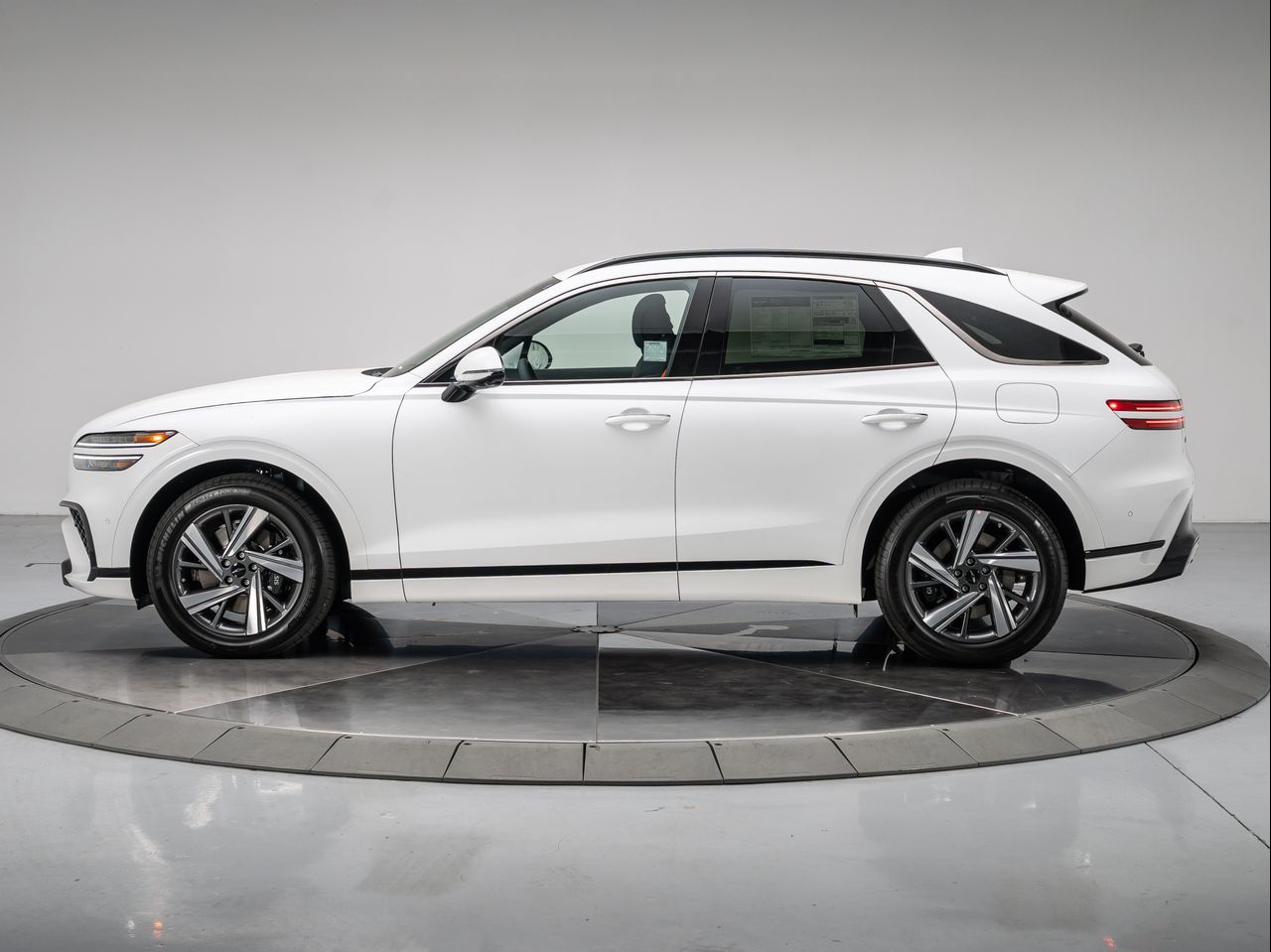 2026 Genesis GV70 3.5T Sport Advanced photo 2