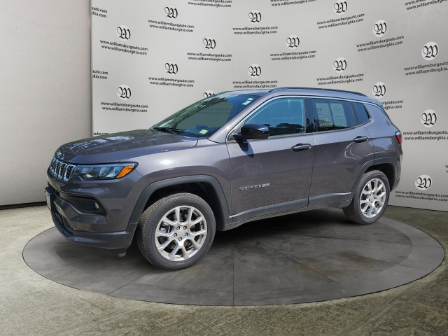 PRE-OWNED 2024 JEEP COMPASS LATITUDE LUX 4WD