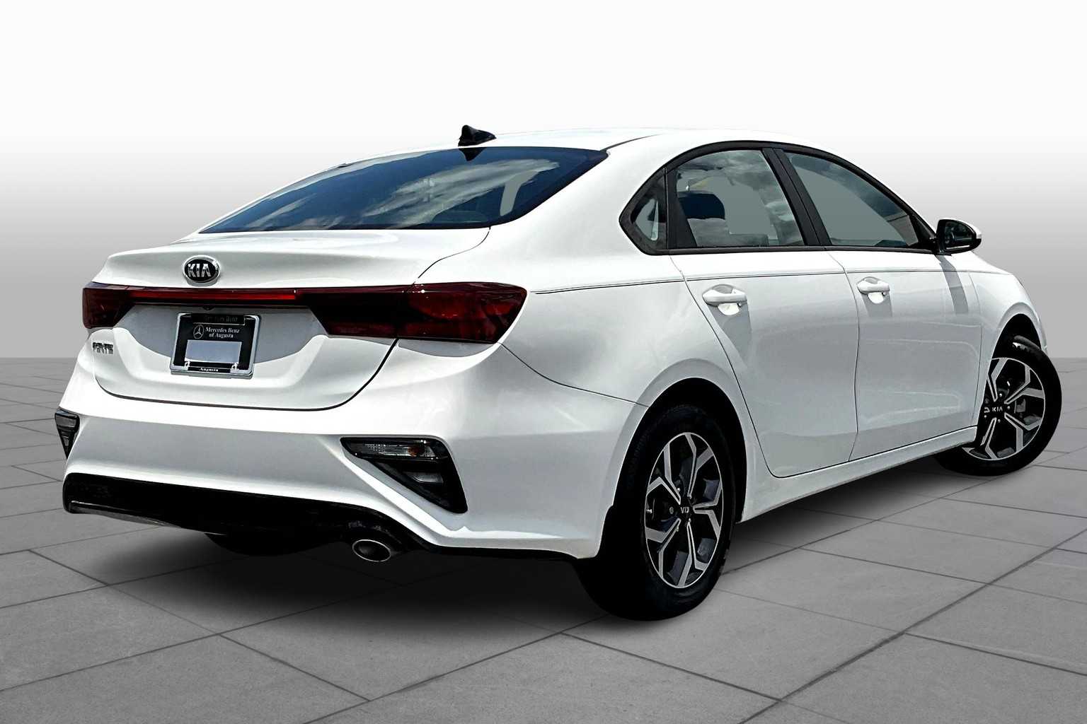 2021 Kia Forte LXS photo 12