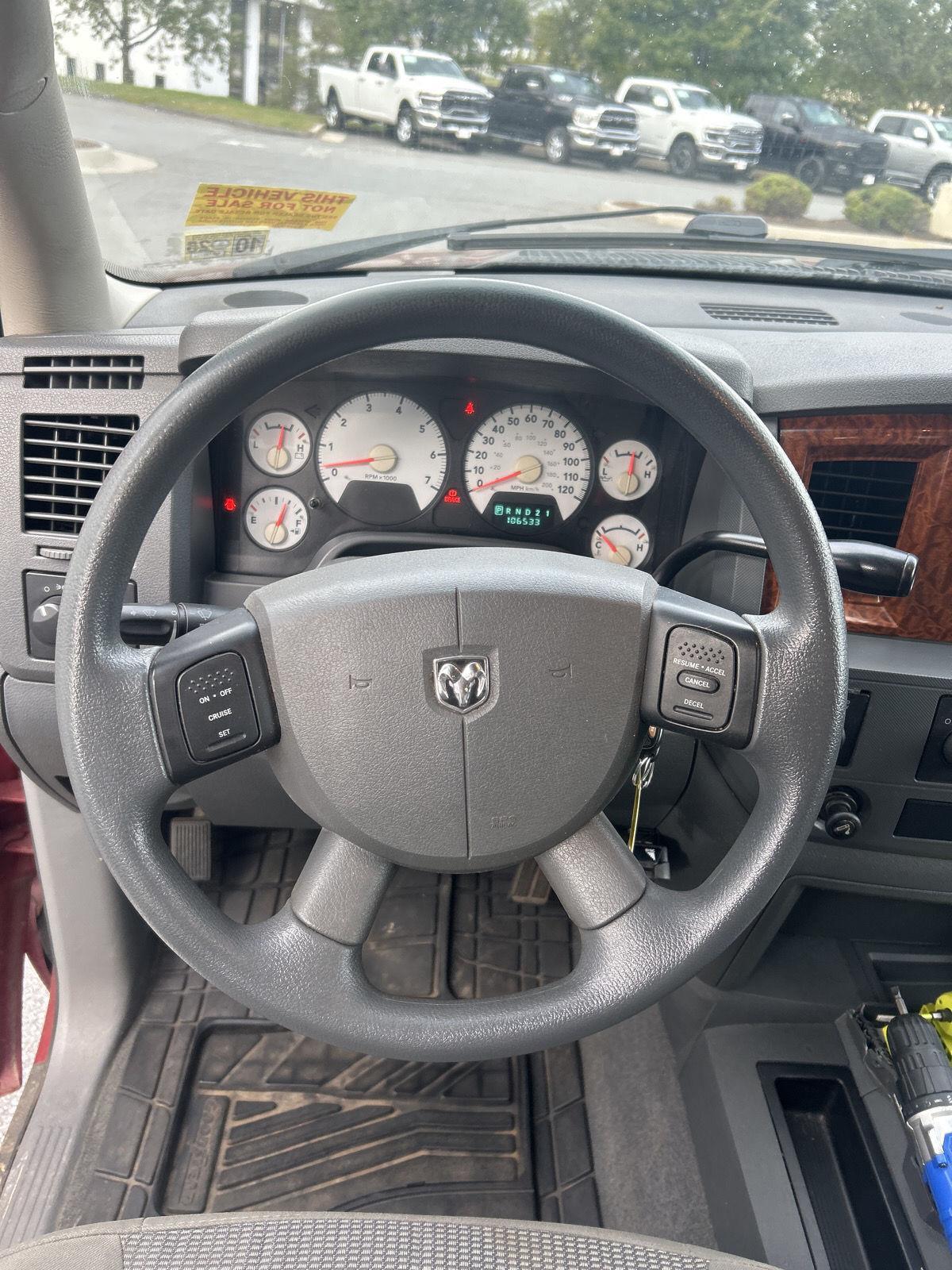 2006 Dodge Ram SLT photo 4