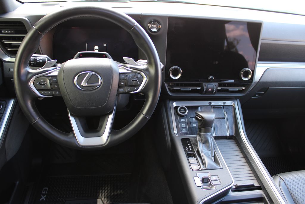 2024 Lexus GX 550 Overtrail photo 10