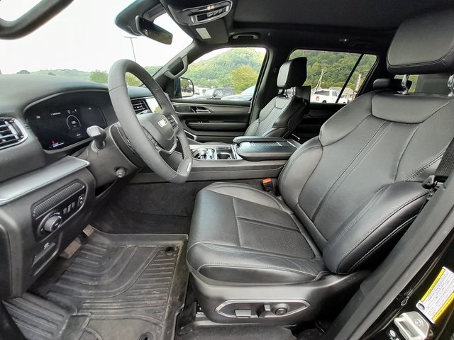 2024 Jeep Wagoneer Series II photo 35