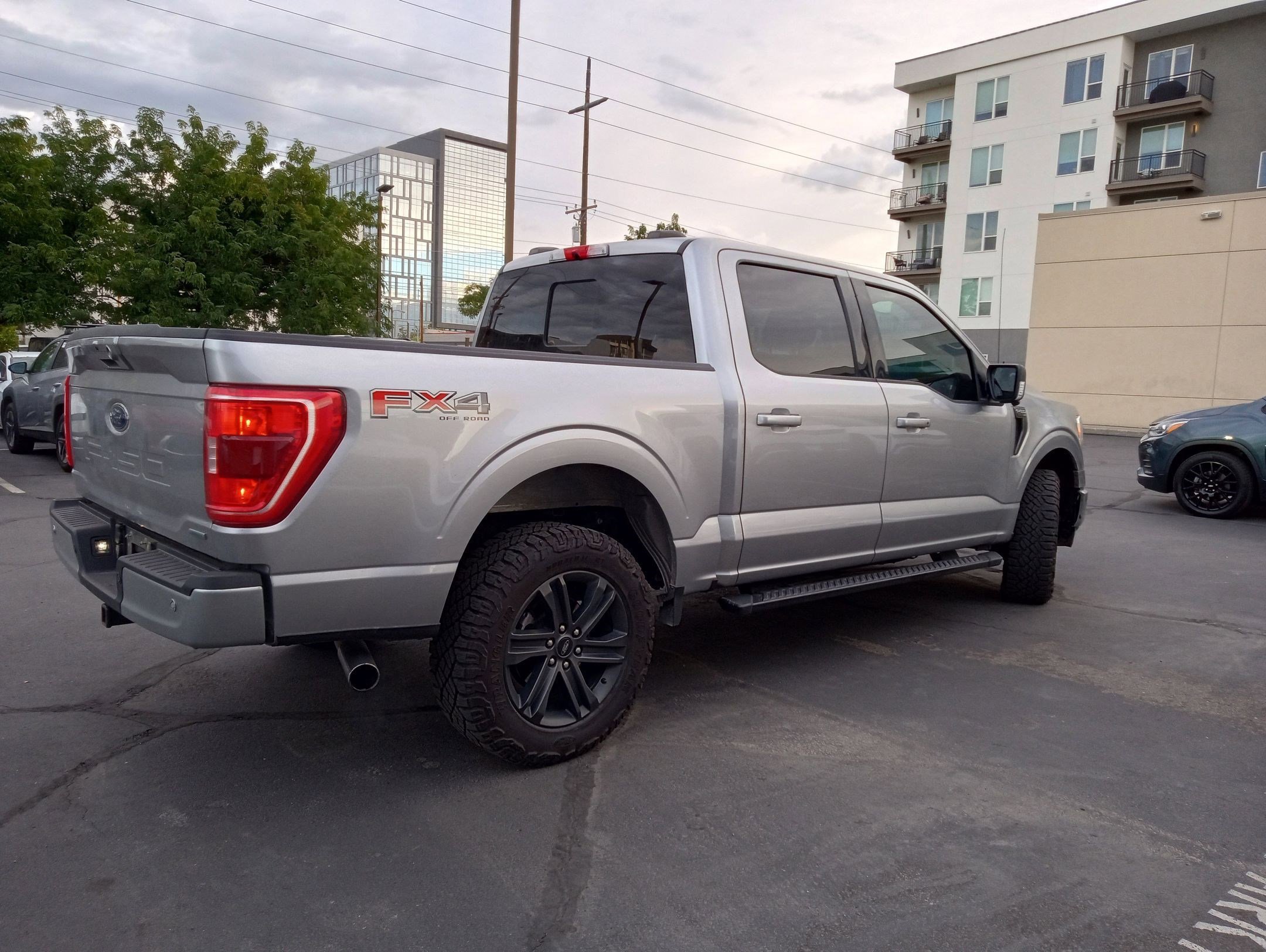 2021 Ford F-150 XLT photo 3