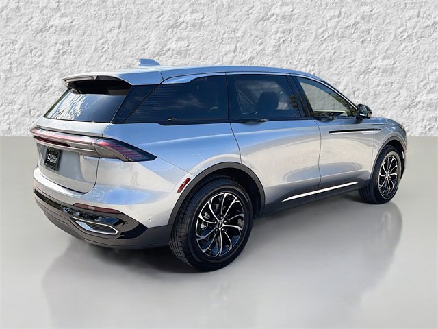 2024 Lincoln Nautilus Premiere photo 3