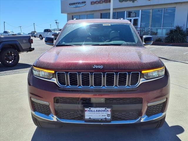2025 Jeep Grand Cherokee Limited photo 2
