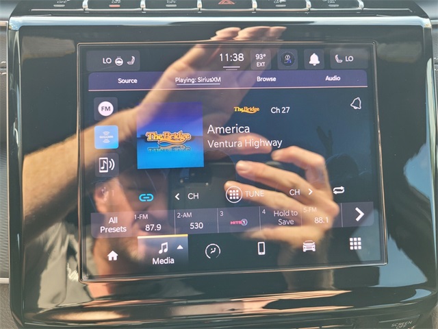2025 Jeep Grand Cherokee Altitude photo 20