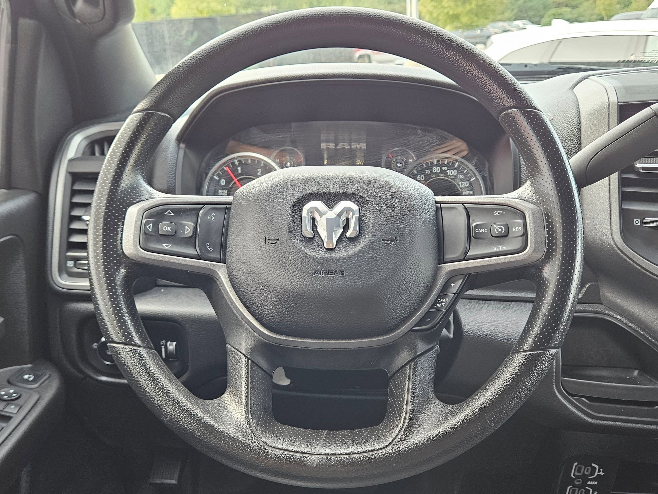 2024 Ram 2500 Tradesman photo 15