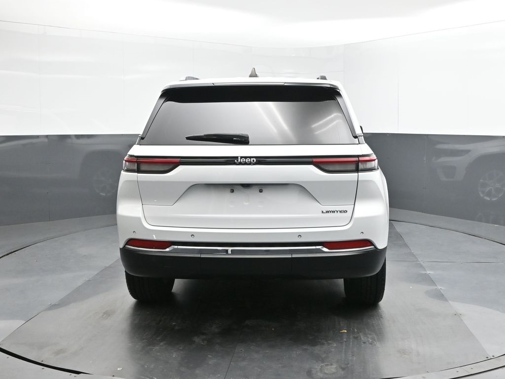 2023 Jeep Grand Cherokee Limited photo 4