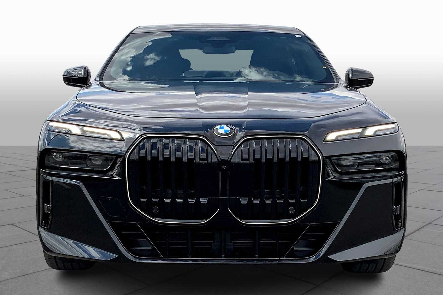 2025 Bmw 740i photo 3