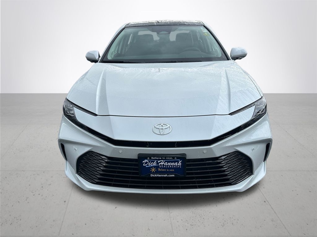 2026 Toyota Camry XLE photo 3