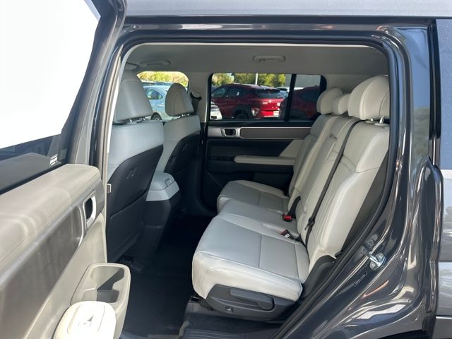 2026 Hyundai Santa Fe SEL photo 8