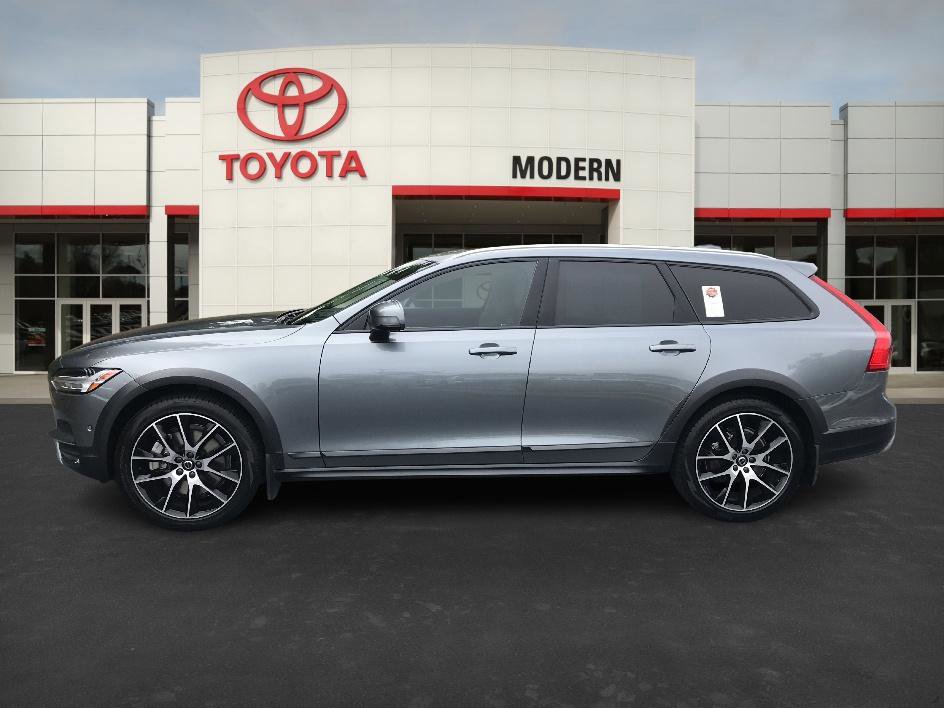 2020 Volvo V90 Cross Country T6 AWD photo 2