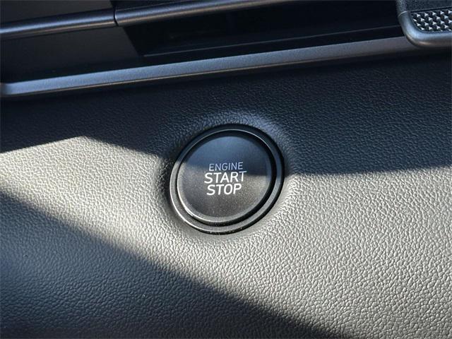 2025 Hyundai Elantra SEL Sport photo 4