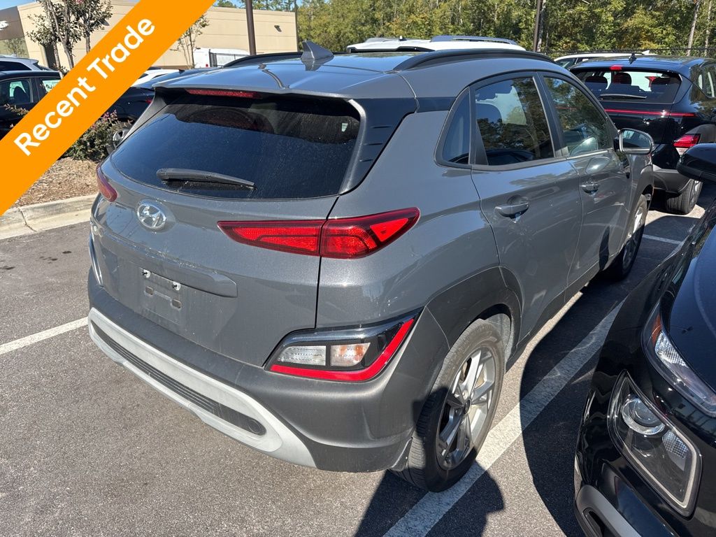 2023 Hyundai Kona SEL photo 3