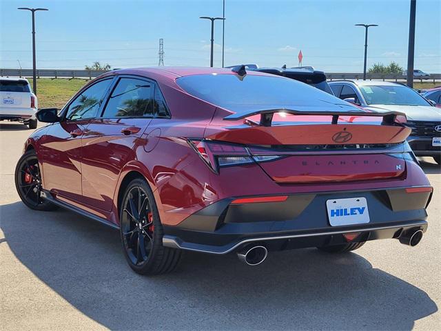 2025 Hyundai Elantra N Base photo 3