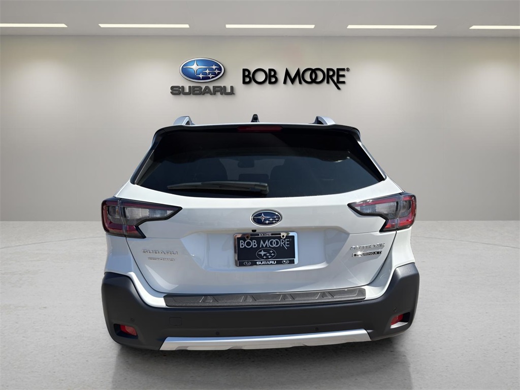 2025 Subaru Outback Touring XT photo 6