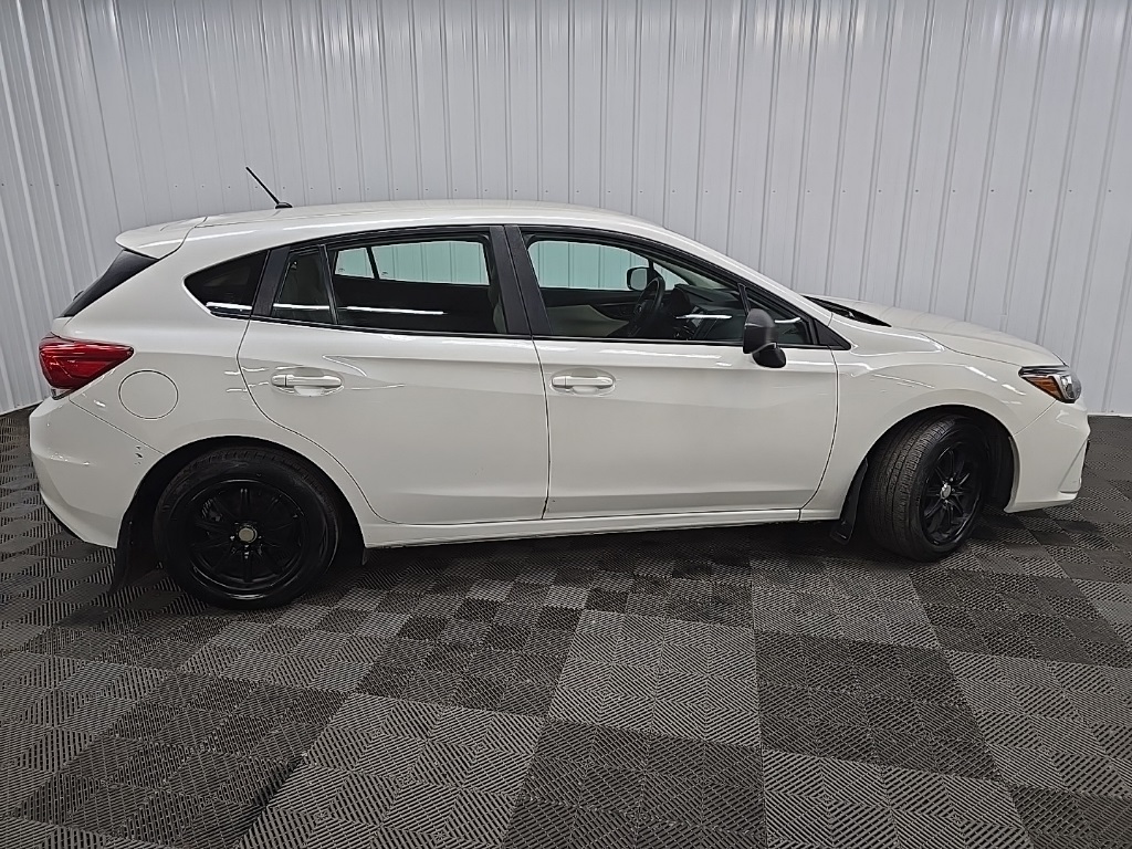 2018 Subaru Impreza 2.0i photo 2