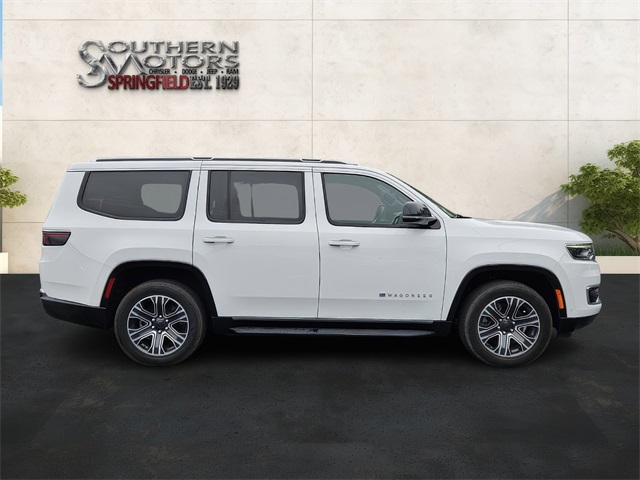 2024 Jeep Wagoneer Series II photo 6