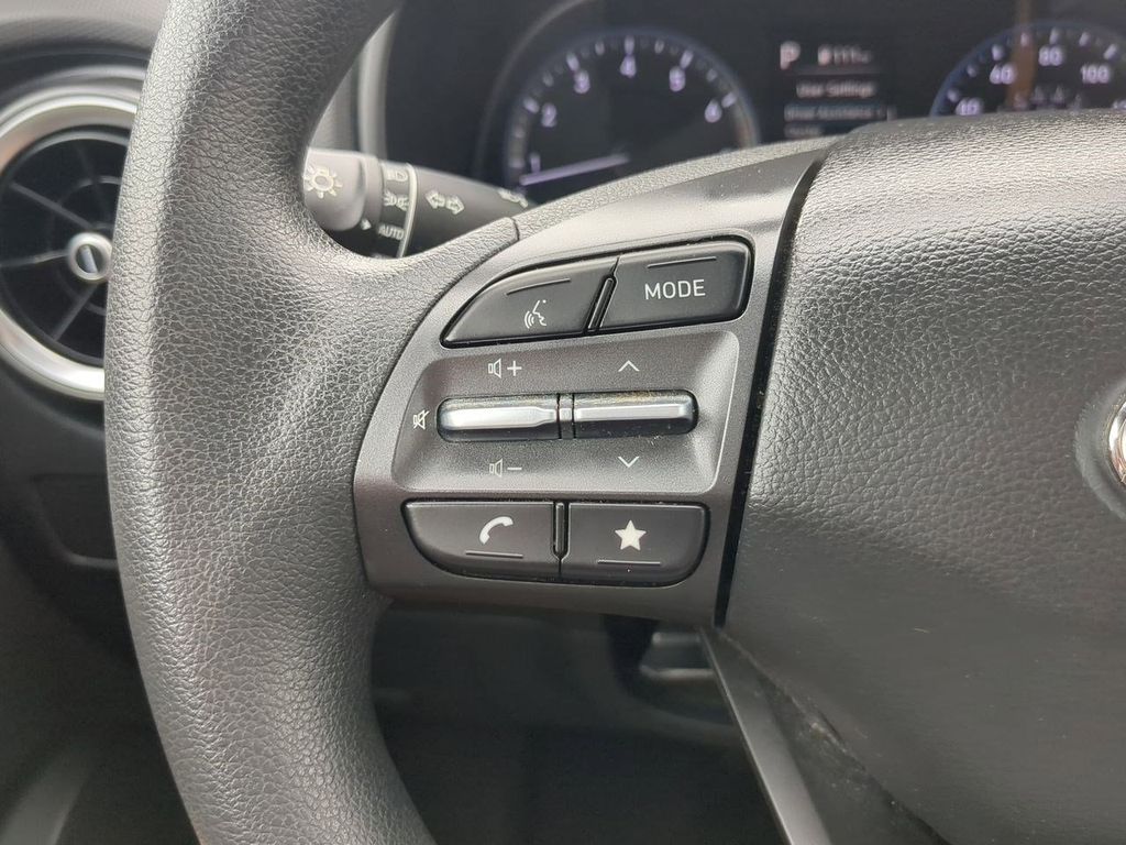 2023 Hyundai Kona SEL photo 24