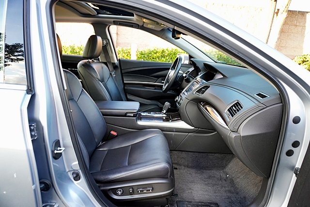 Used 2017 Silver Acura Teknology Pkg image 10