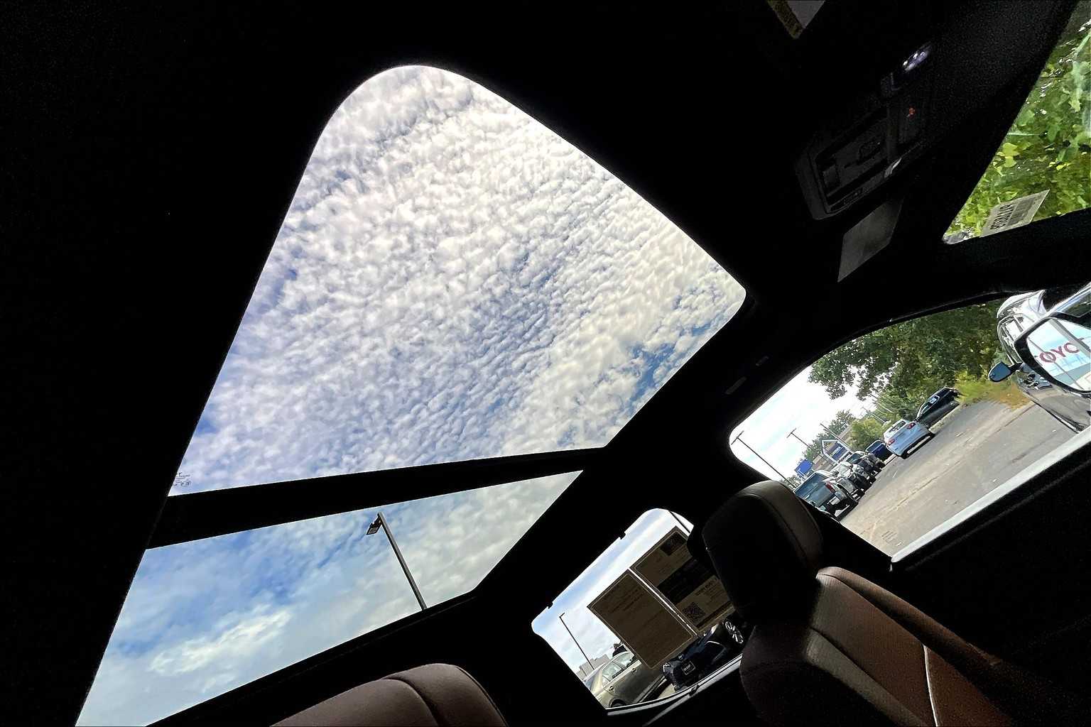 2023 Toyota Tundra 1794 Edition CrewMax photo 12