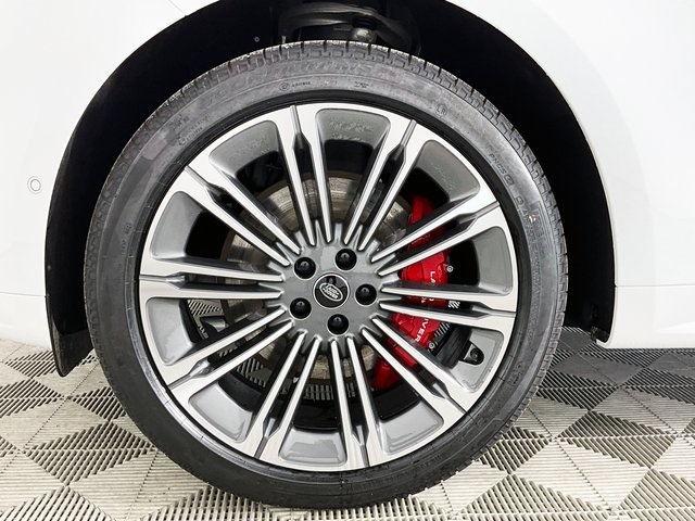 2025 Land Rover Range Rover Sport SE photo 11