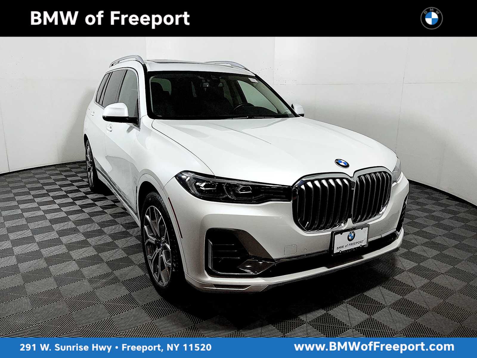 2021 BMW X7 40i's photo