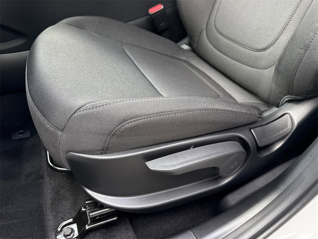 2026 Hyundai Tucson SE photo 11