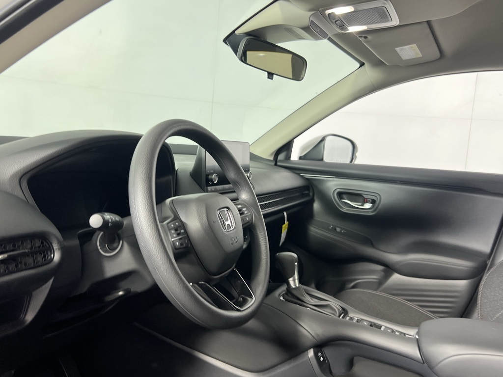 2025 Honda HR-V LX photo 20